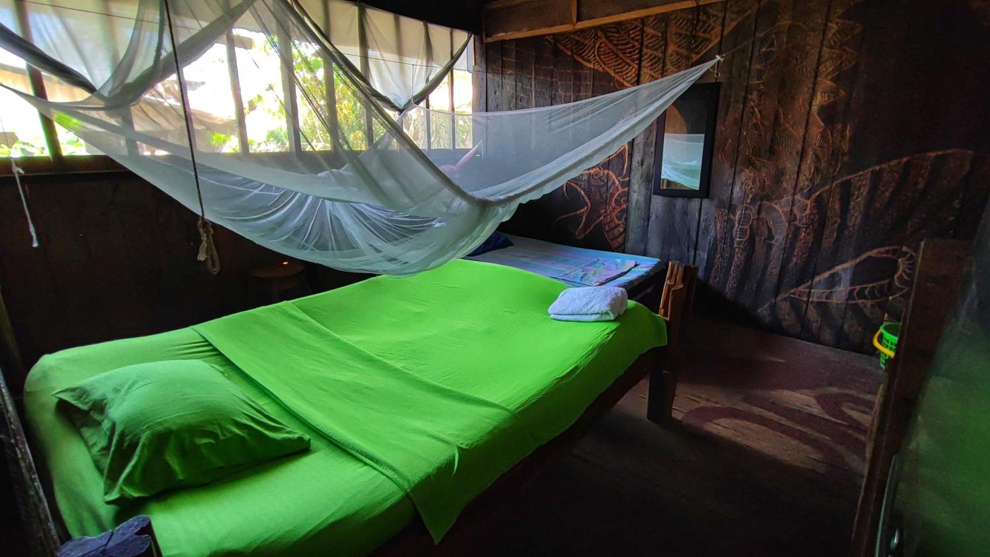 Hospedaje Y Tours Reina Arriera Amazonas Colombia Macedonia المظهر الخارجي الصورة