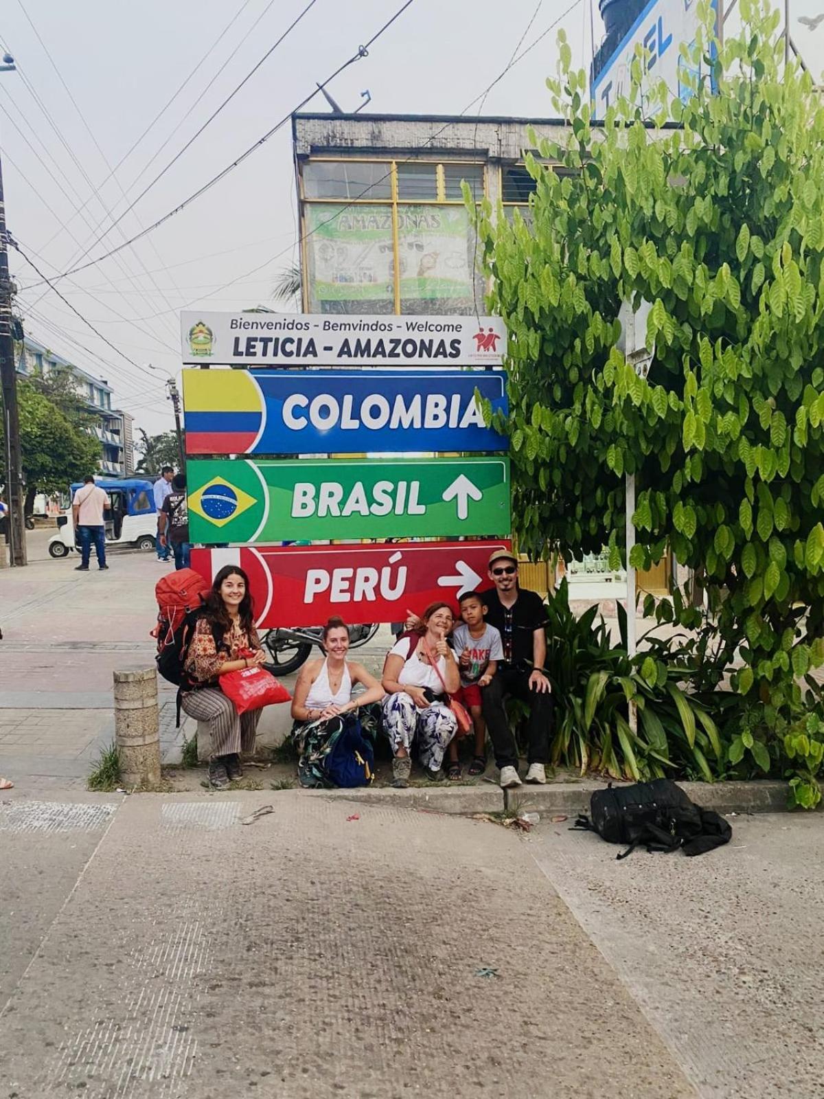 Hospedaje Y Tours Reina Arriera Amazonas Colombia Macedonia المظهر الخارجي الصورة