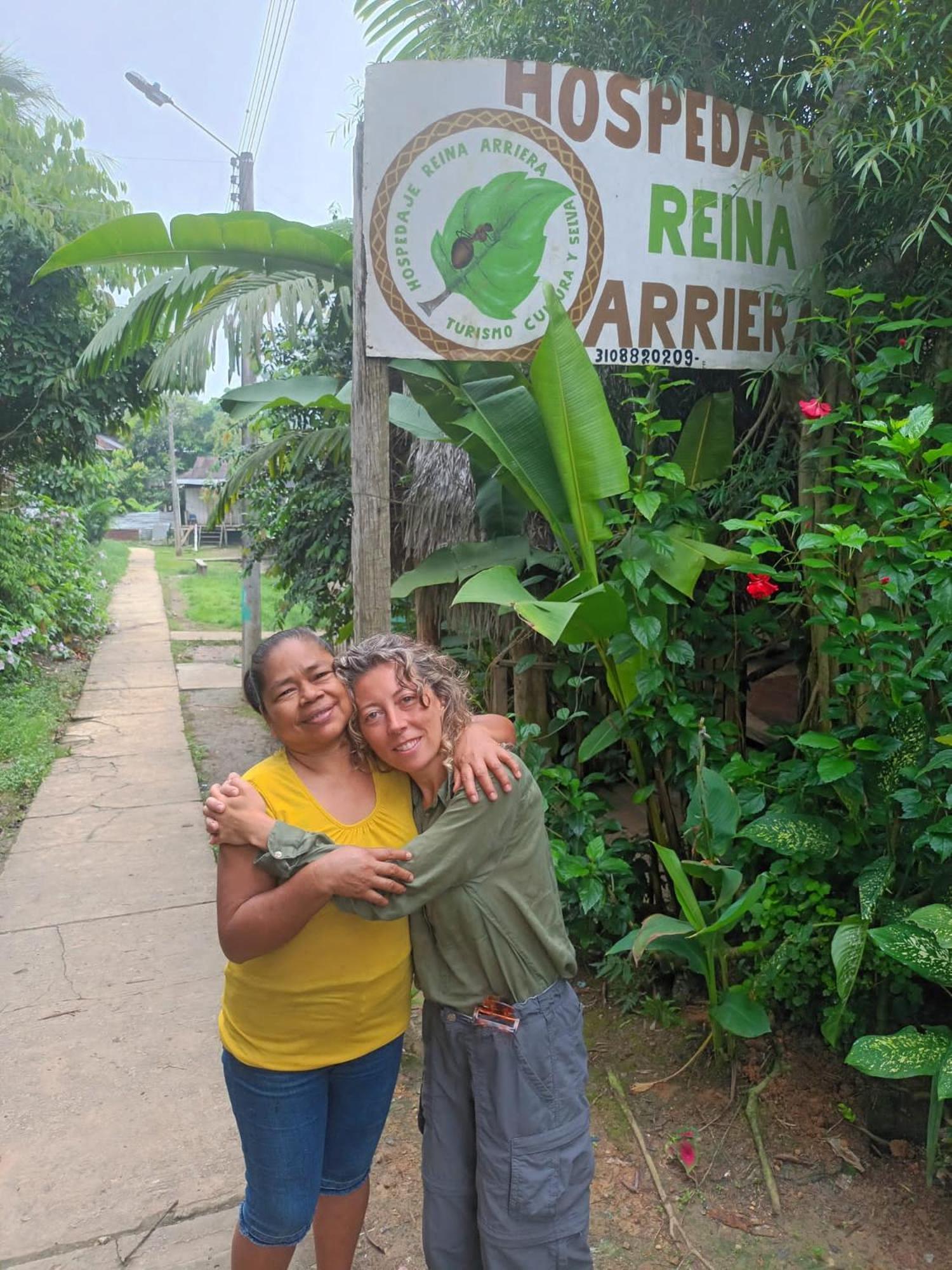Hospedaje Y Tours Reina Arriera Amazonas Colombia Macedonia المظهر الخارجي الصورة